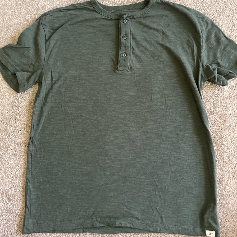 Boy’s Olive Green Short-Sleeve Henley Shirt